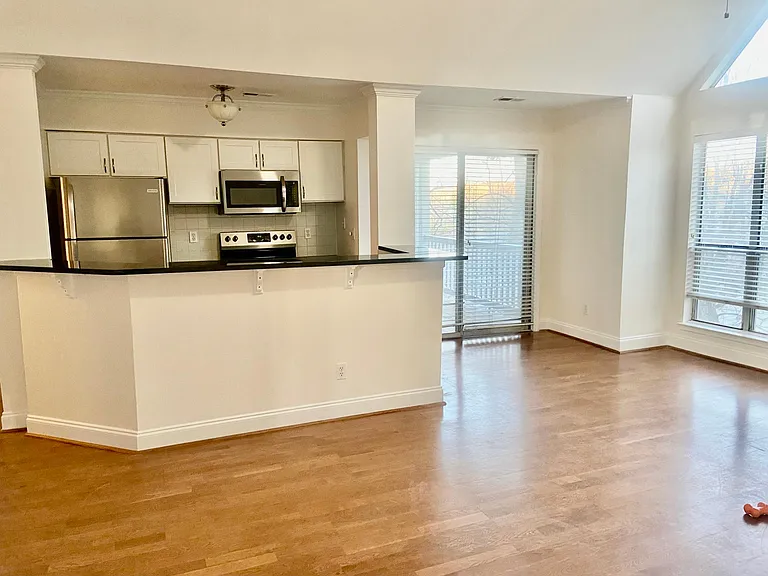 2512 Cranbrook Ln #12 — Photo 11