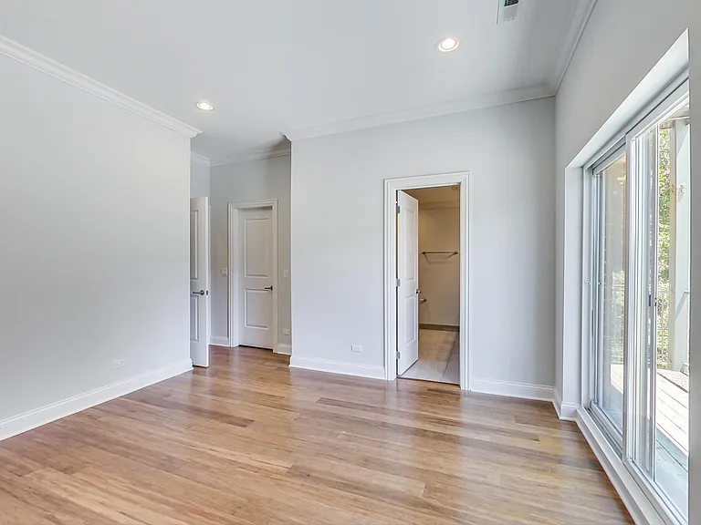 2347 W North Ave #3 — Photo 11