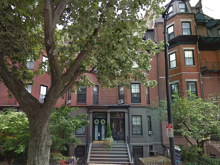 Beacon St — Photo 28