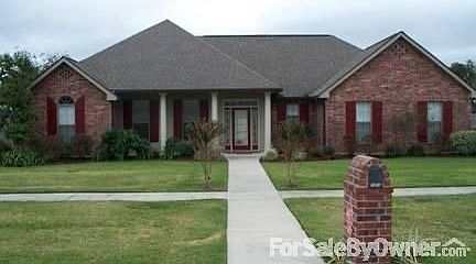 1st image of 1023 Woodridge Dr