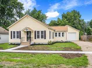 322 W Main St, Parker, KS 66072