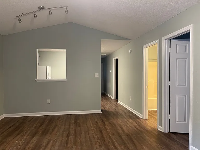 161 Lavender Lakes Dr — Photo 42