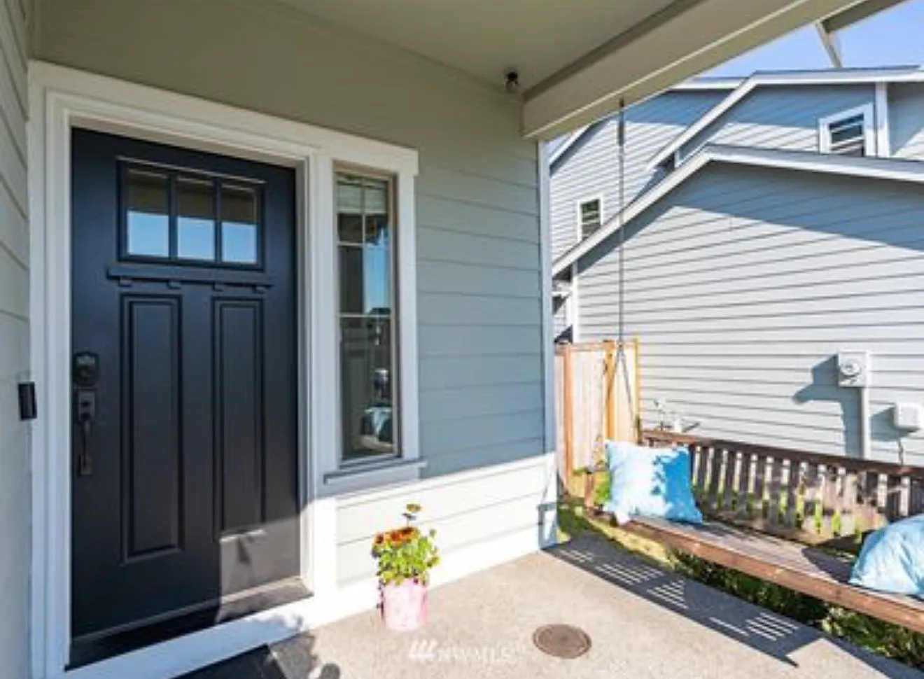 4 bed, 2109 sqft, $3,200 — Photo 4