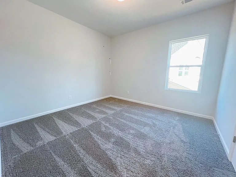 2475 Whistler Way NE — Photo 14
