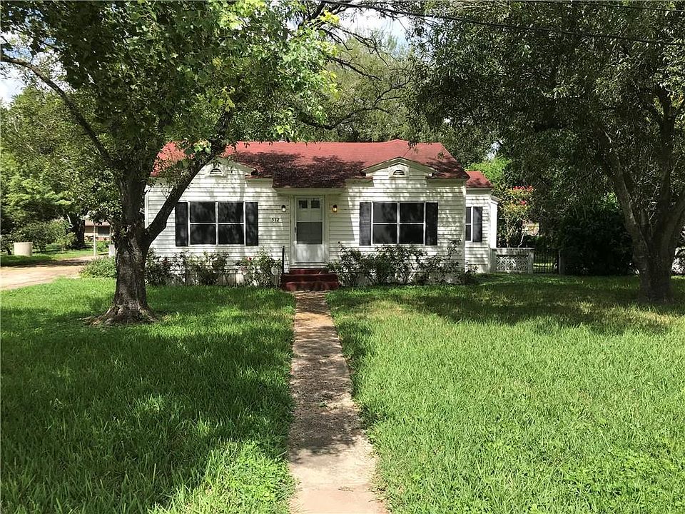 1st image of 512 W Sam Houston Blvd