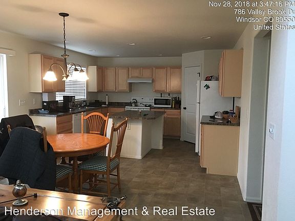 4th image of 786 Valleybrook Dr