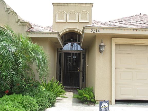 2nd image of 2214 N Opal St