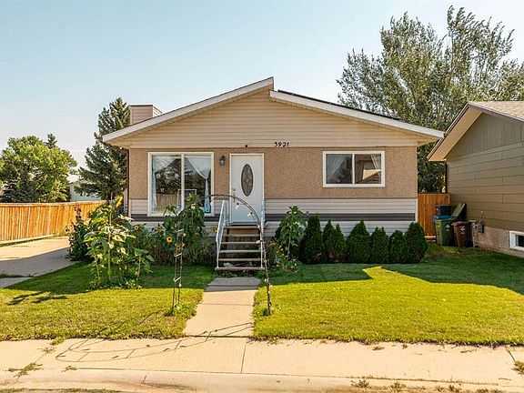 2nd image of 3921 W Harmony Pl