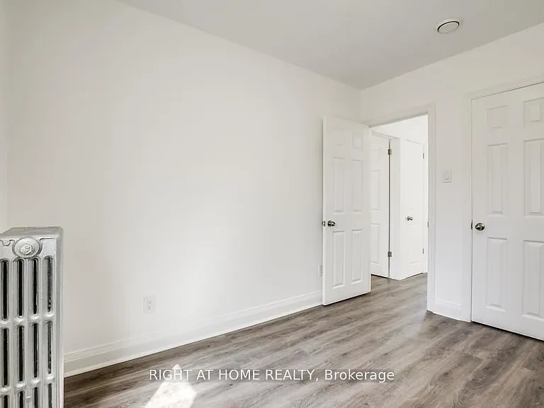 1738 Bayview Ave — Photo 11