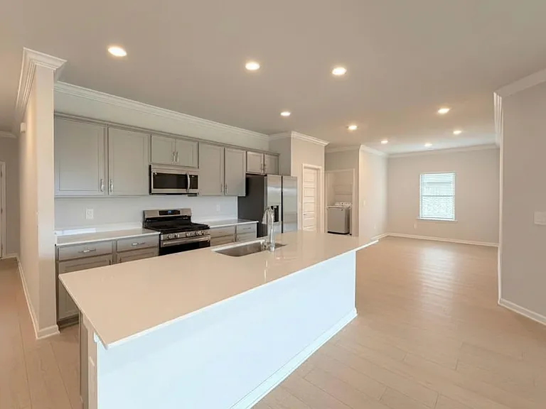 17969 Longleaf Dr — Photo 7