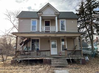 1135 SW Plass Ave, Topeka, KS 66604