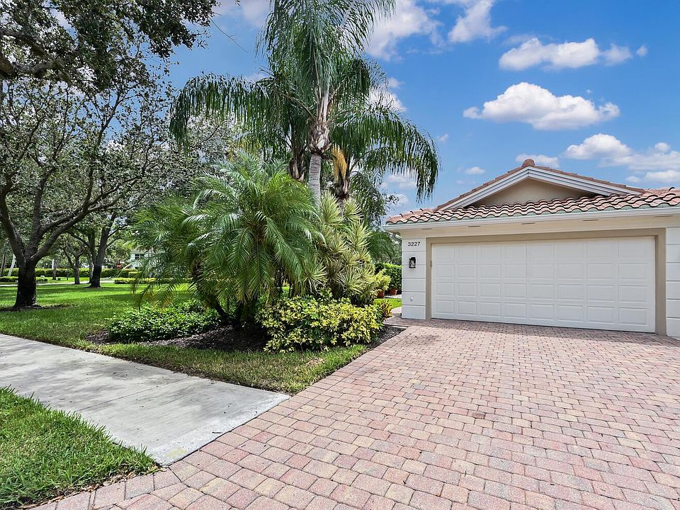 1st image of 3227 Barbados Ln