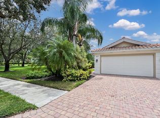 3227 Barbados Ln, Naples, FL 34119