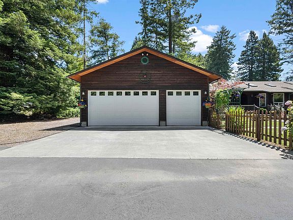 4th image of 106 Hillside Dr