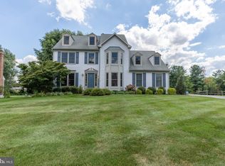 14 Somerset Ln, Newark, DE 19711