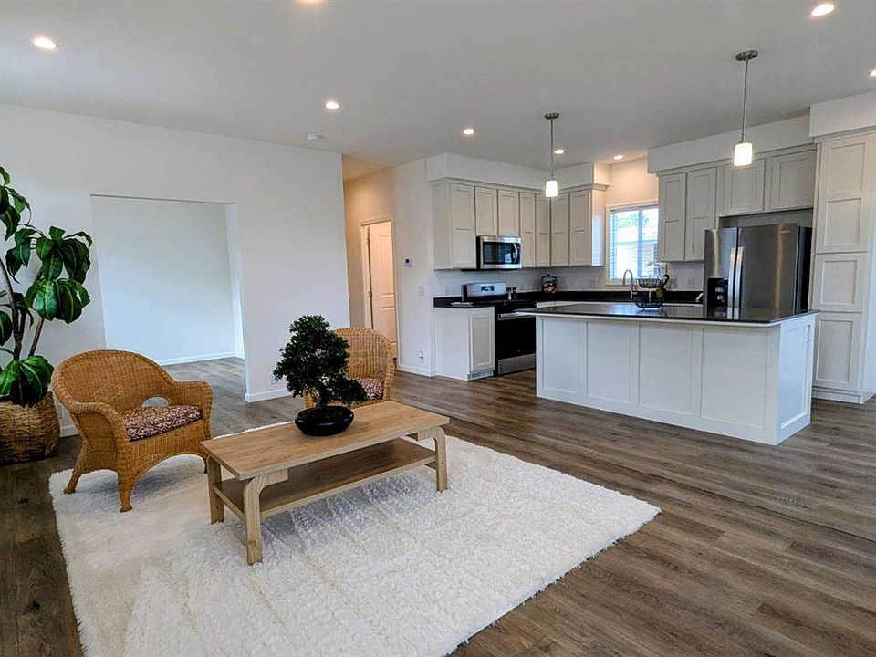 1st image of 8357 Cedarwood Ln