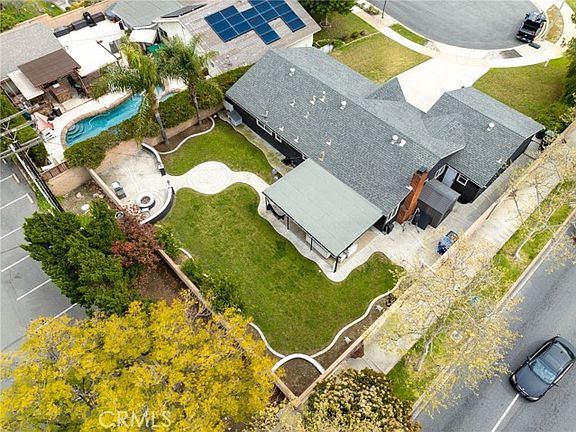 4th image of 1064 W La Deney Drive