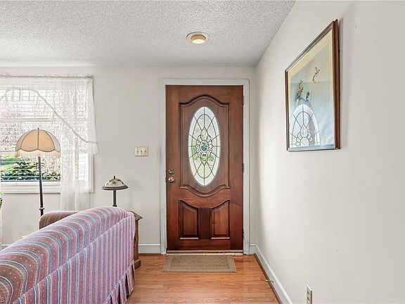 4th image of 2203 Brightwood Dr