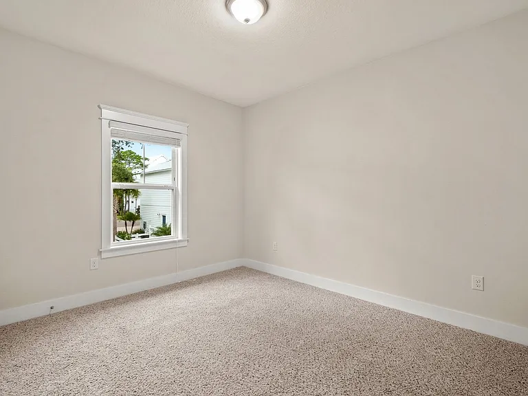 99 Grande Pointe Cir — Photo 19