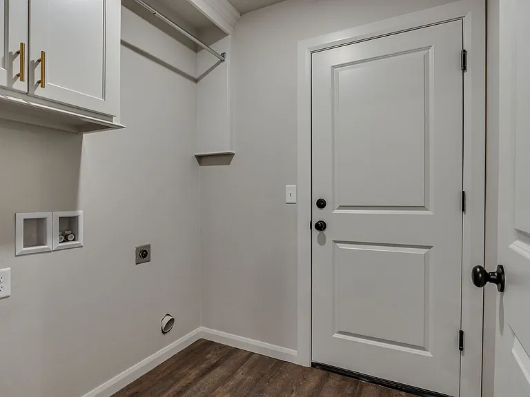 317 Dooley Creek Ln — Photo 22