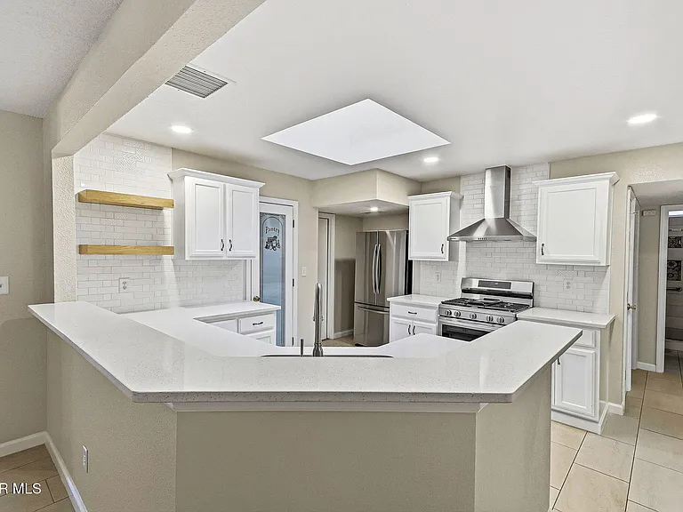 1308 Rose Bud Ln — Photo 8