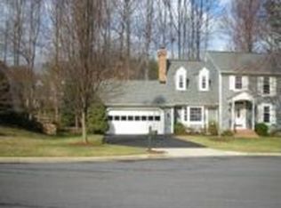 5904 Steamboat Landing Ct, Burke, VA 22015