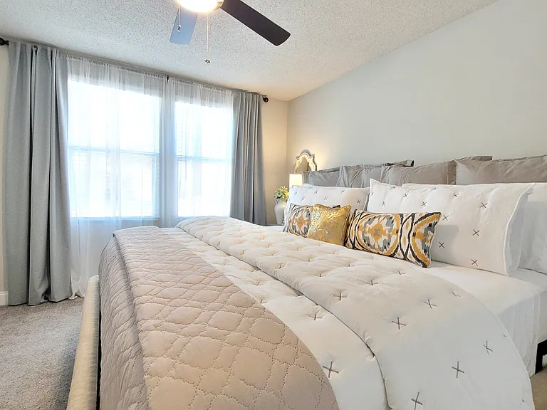 5401 Comanche Wells Dr — Photo 5