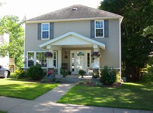 505 E C St, Iron Mountain, MI 49801