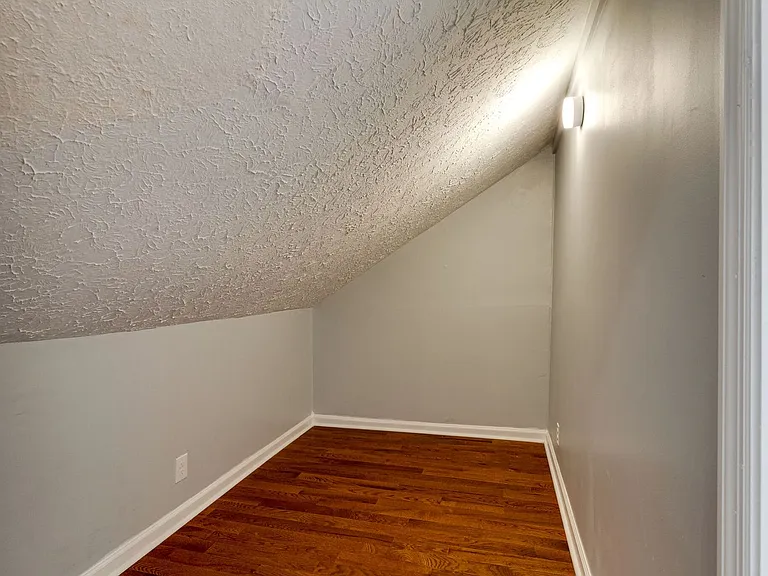 819 E Meade Ave — Photo 19
