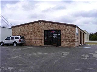 3rd image of 3507 Plaza East Ct