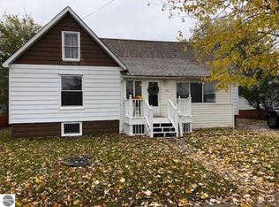 710 Bridge Ave, Alma, MI 48801