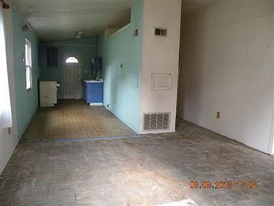 3rd image of 308 Galewood Dr