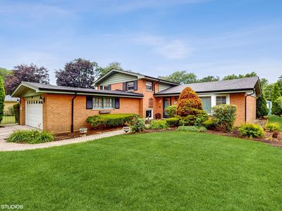 704 S Owen St, Mount Prospect, IL, 60056