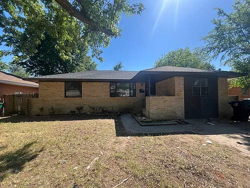 3812 NW 51st St Photo 1