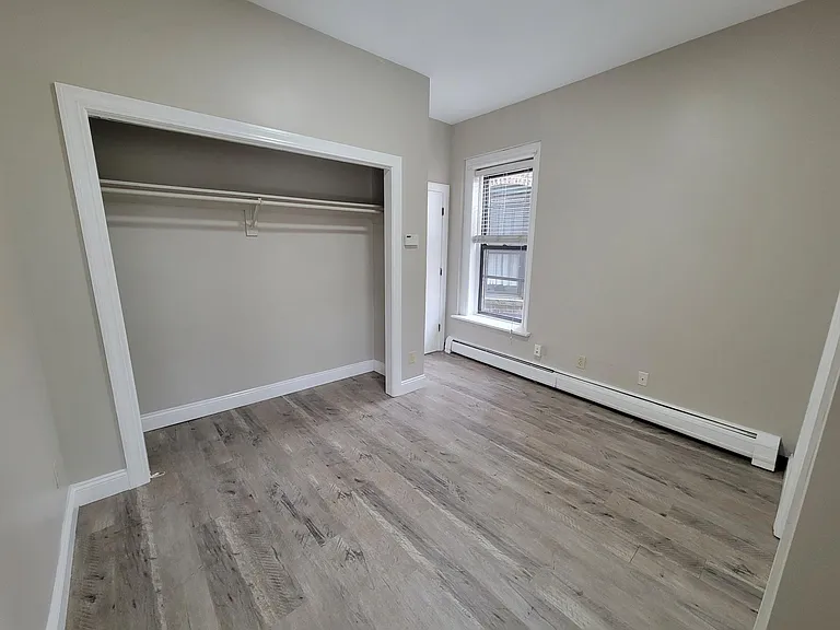 84 King St #2 — Photo 4