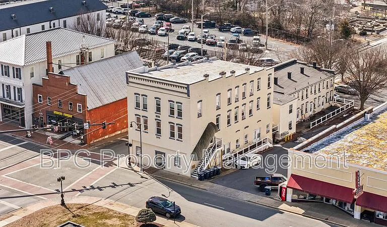 205 N Main St #9 — Photo 5