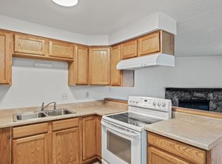 24227 27th Ave S, Des Moines - B, Seattle, WA 98198
