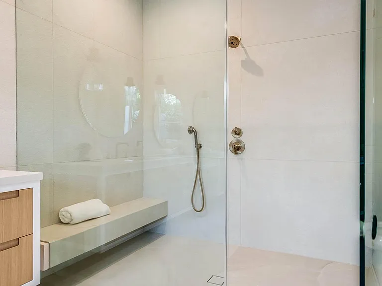 5323 Allott Ave — Photo 44