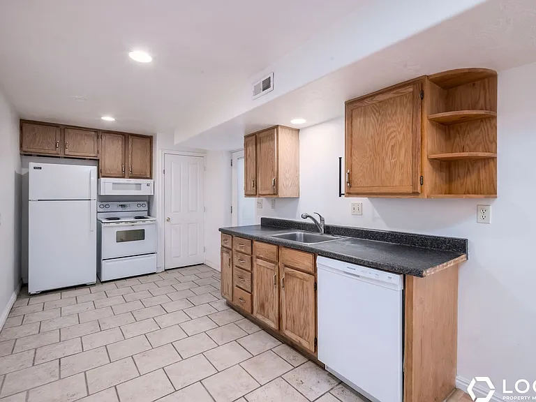 5068 S Murray Blvd #DOWNSTAIRS — Photo 6