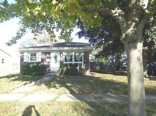 14621 Tripp Ave, Midlothian, IL 60445