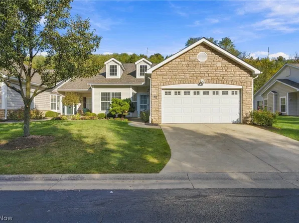 4214 Greenway Trail St NW, Massillon, OH 44647