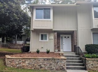 2240 Runnymeade Rdg, Marietta, GA 30067