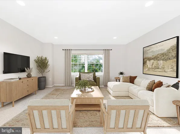 4411 Romlon St APT 301, Beltsville, MD 20705