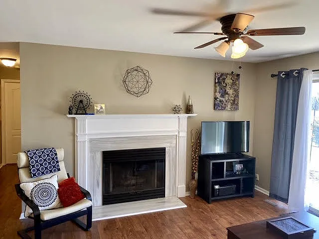 0N174 Windermere Rd #2601 — Photo 5