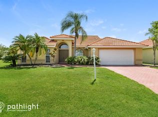 7115 41st Ln E, Sarasota, FL 34243