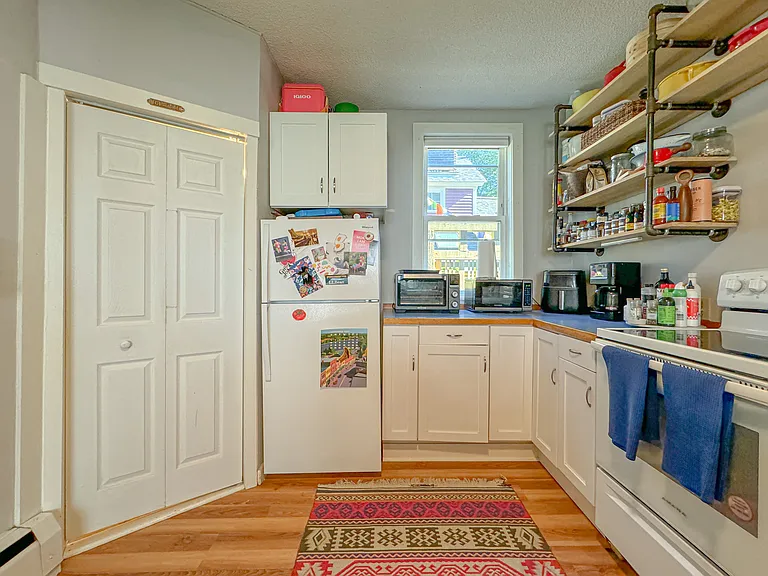 329 Preble St #1 — Photo 14