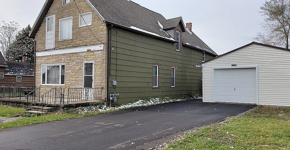 1st image of 58 Goodyear Ave