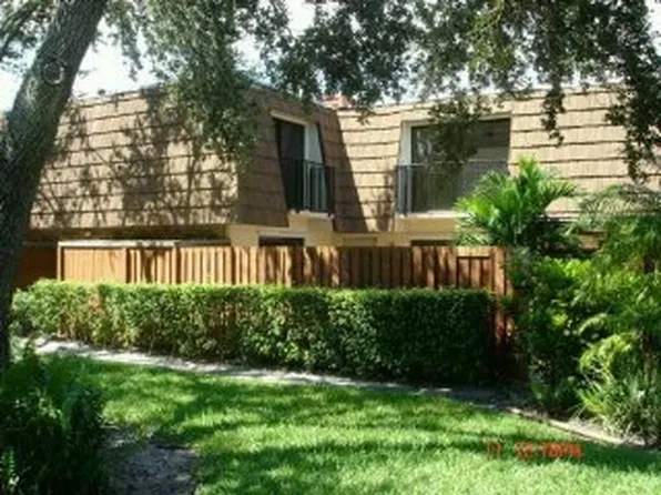 9113A SW 20th Ct, Davie, FL 33324