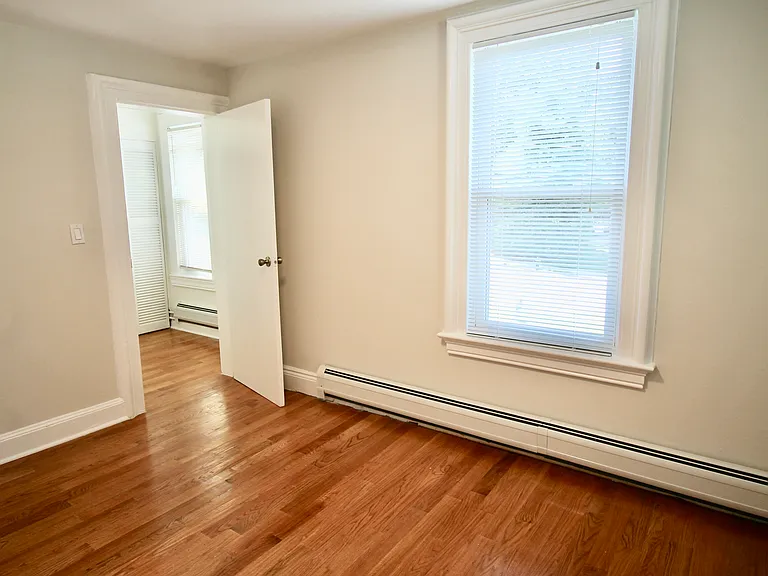 232-238 Claremont Ave #1 — Photo 16