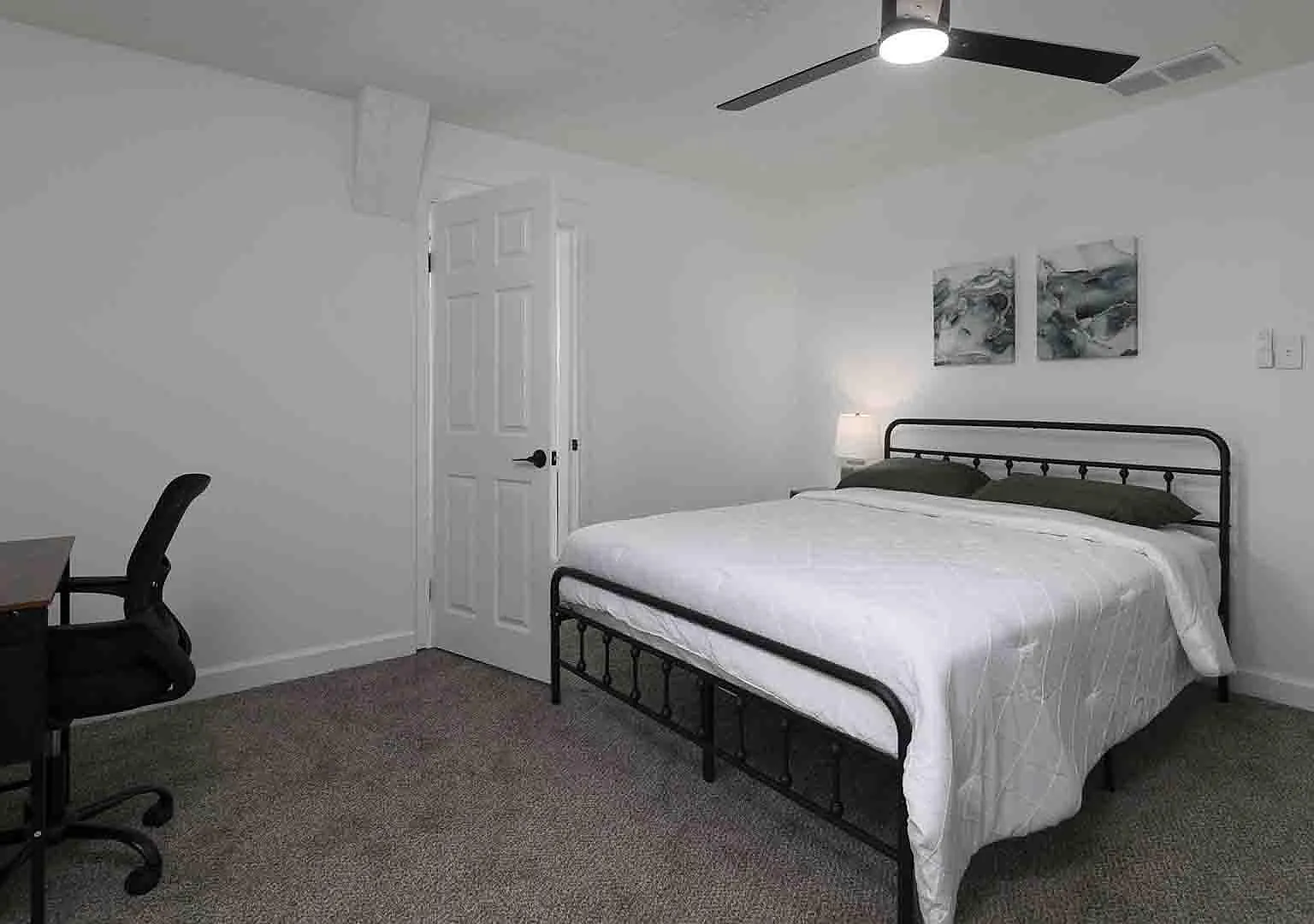 4 bed, 2.0 bath, 1500 sqft, $1,364 — Photo 4